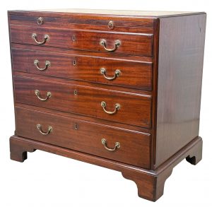 18th Century Georgian Mahogany Chest With A Slide